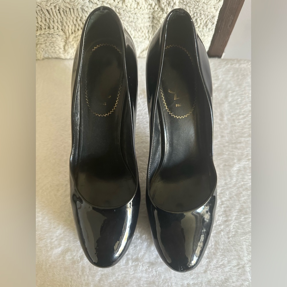 Yves Saint Laurent Shiny Black Heels - Picture 12 of 13